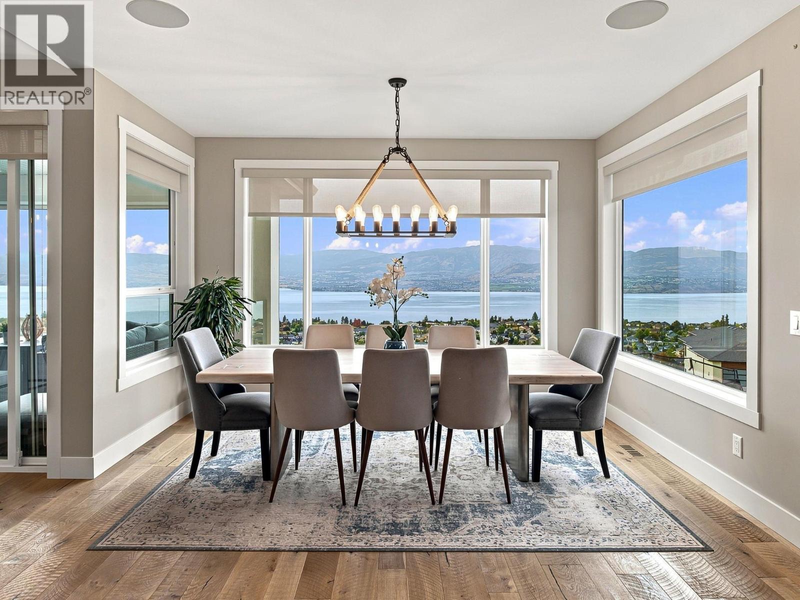 5590 Trestle Ridge Court