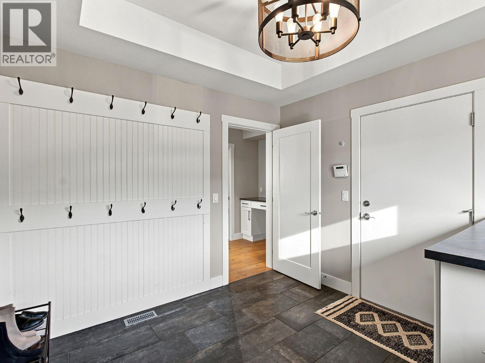 5590 Trestle Ridge Court