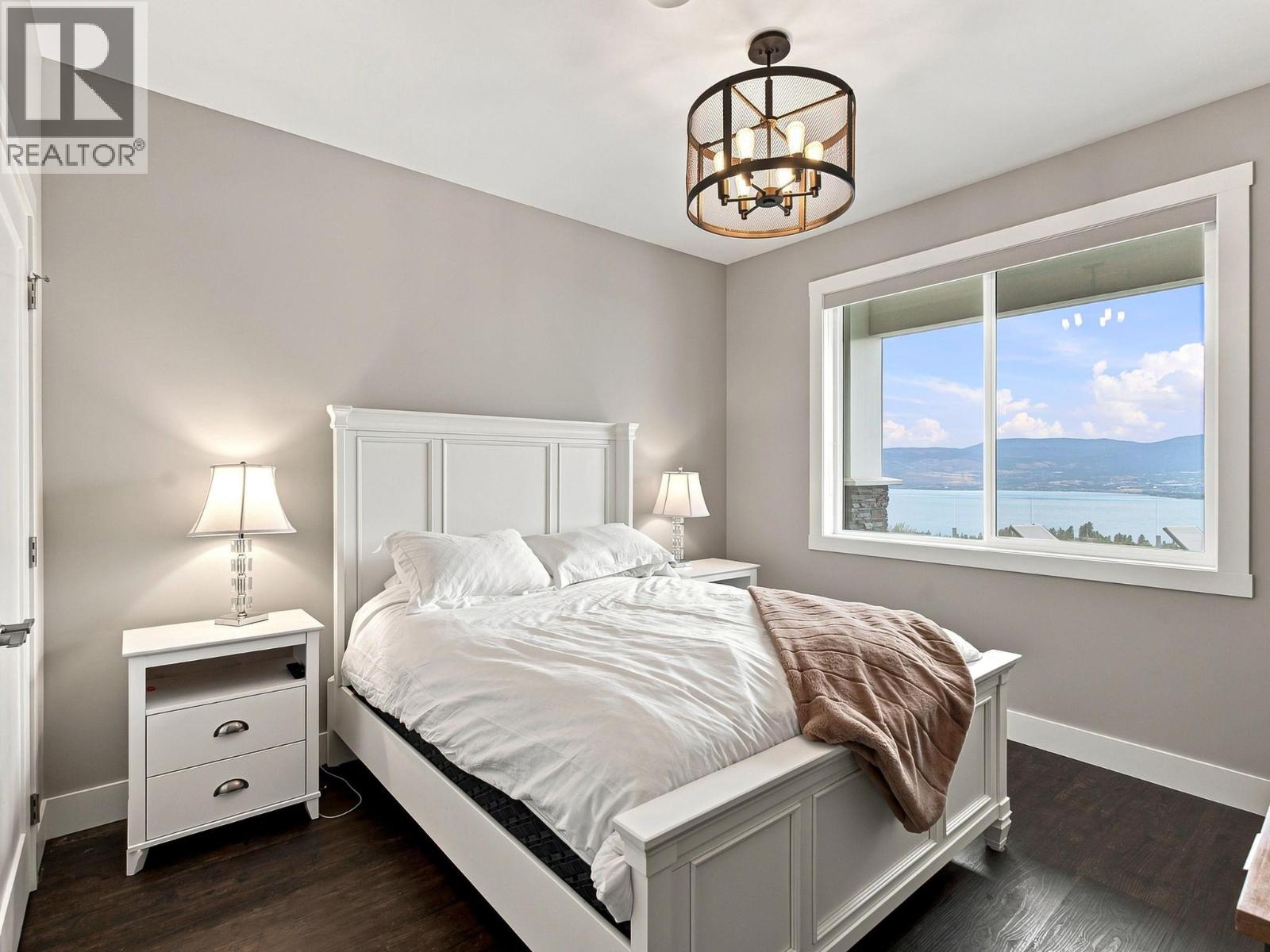 5590 Trestle Ridge Court