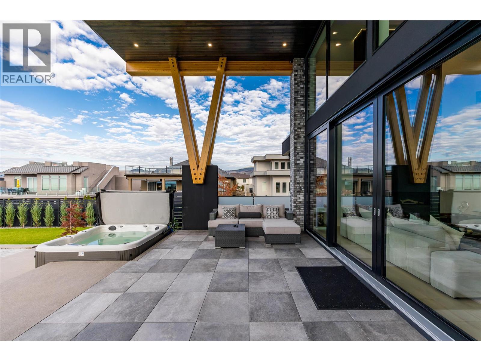 466 Swan Drive
