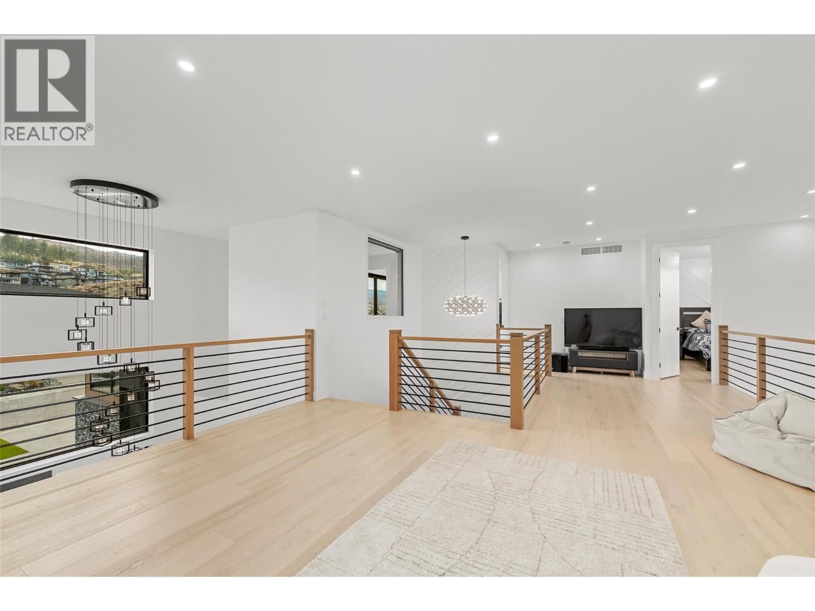 466 Swan Drive