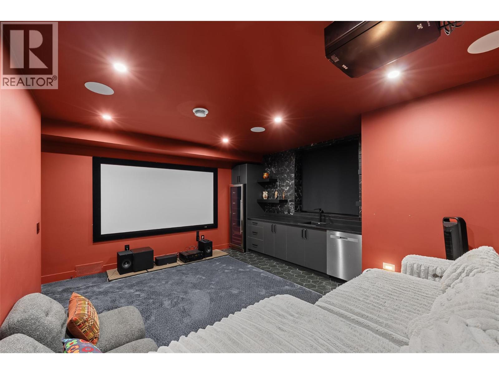 466 Swan Drive