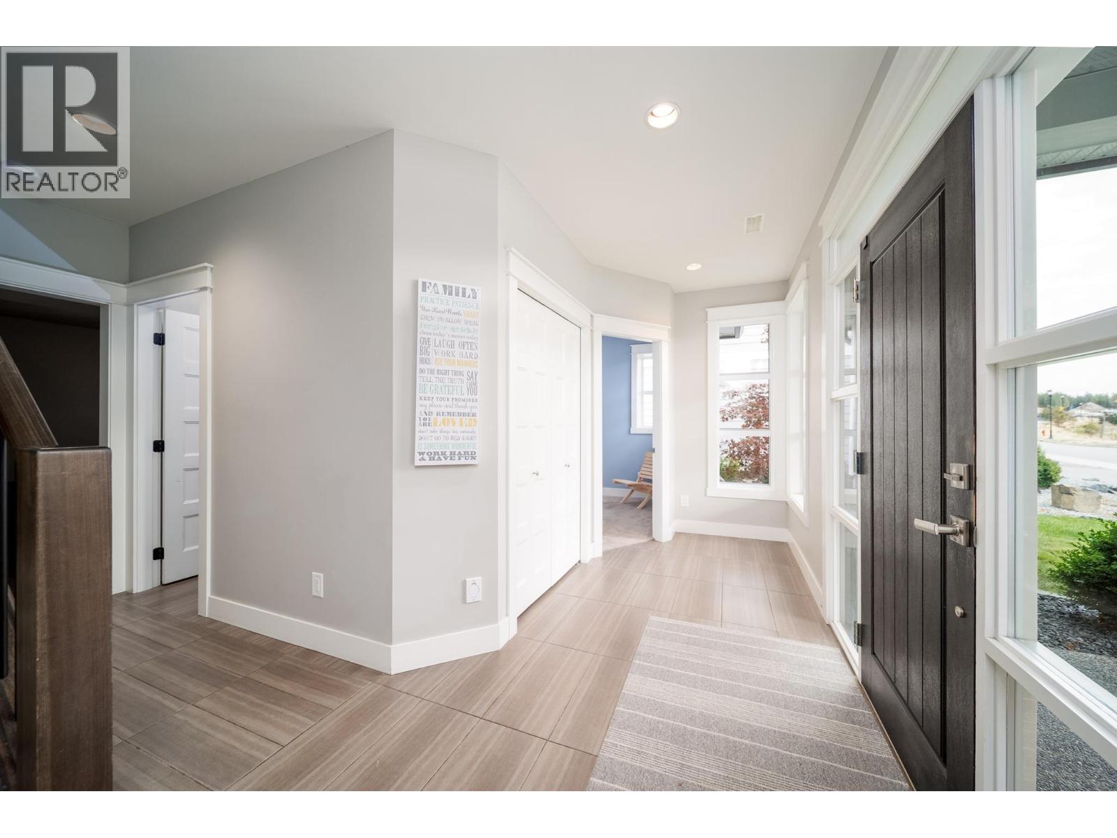 2588 Paramount Drive