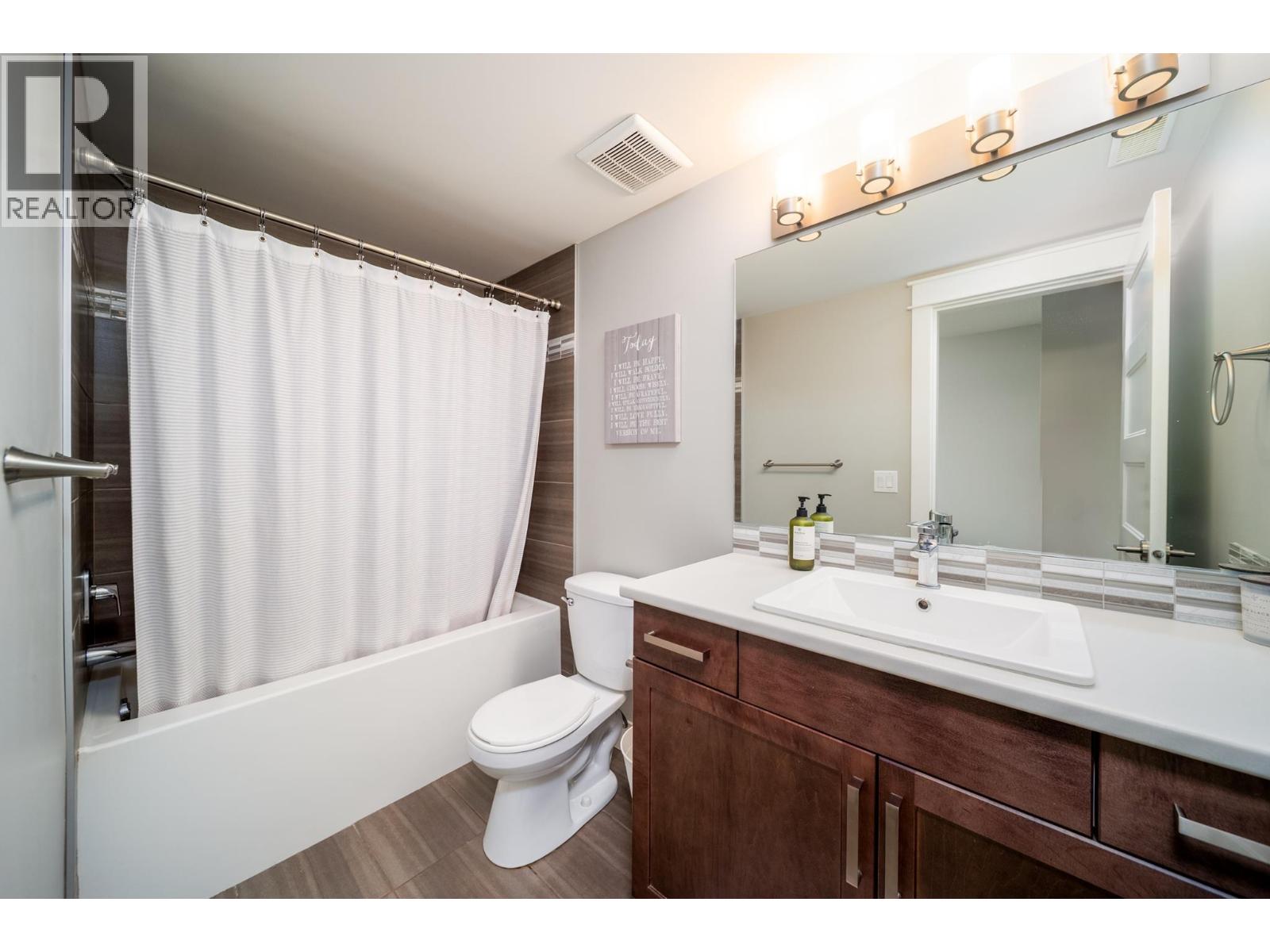 2588 Paramount Drive
