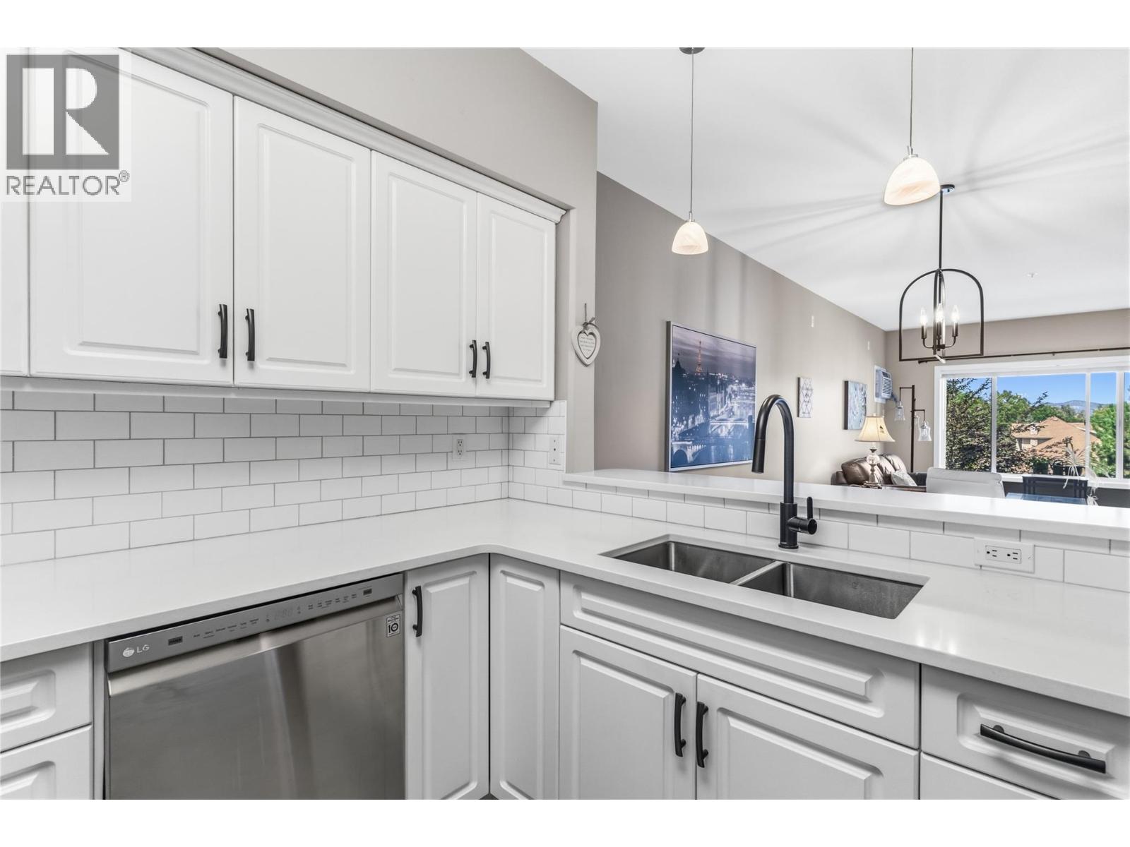 688 Lequime Road Unit# 301