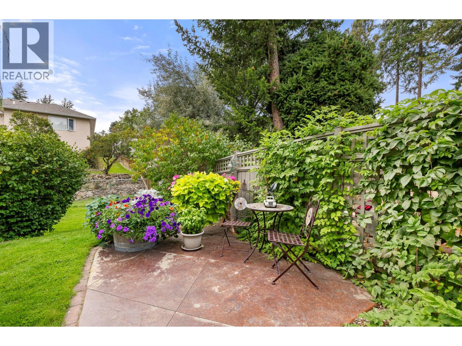 294 Knightsbridge Way