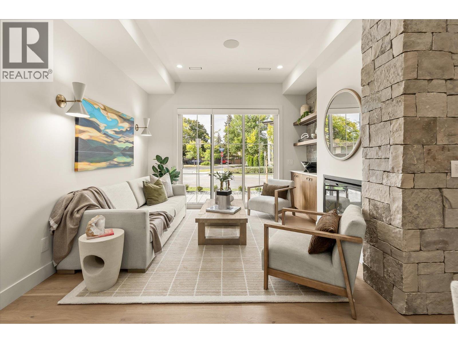 2435 Taylor Crescent Unit# 1