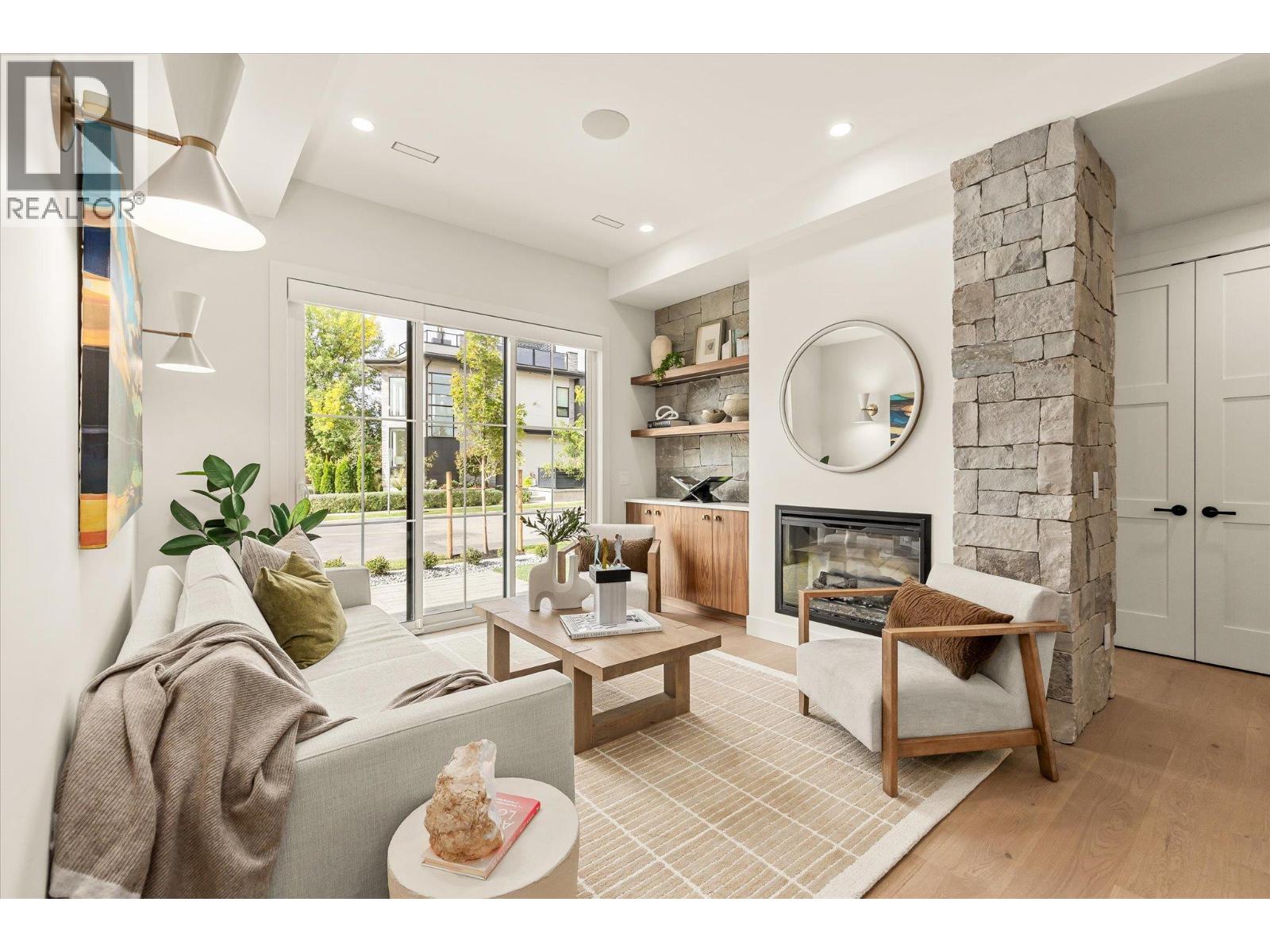 2435 Taylor Crescent Unit# 1