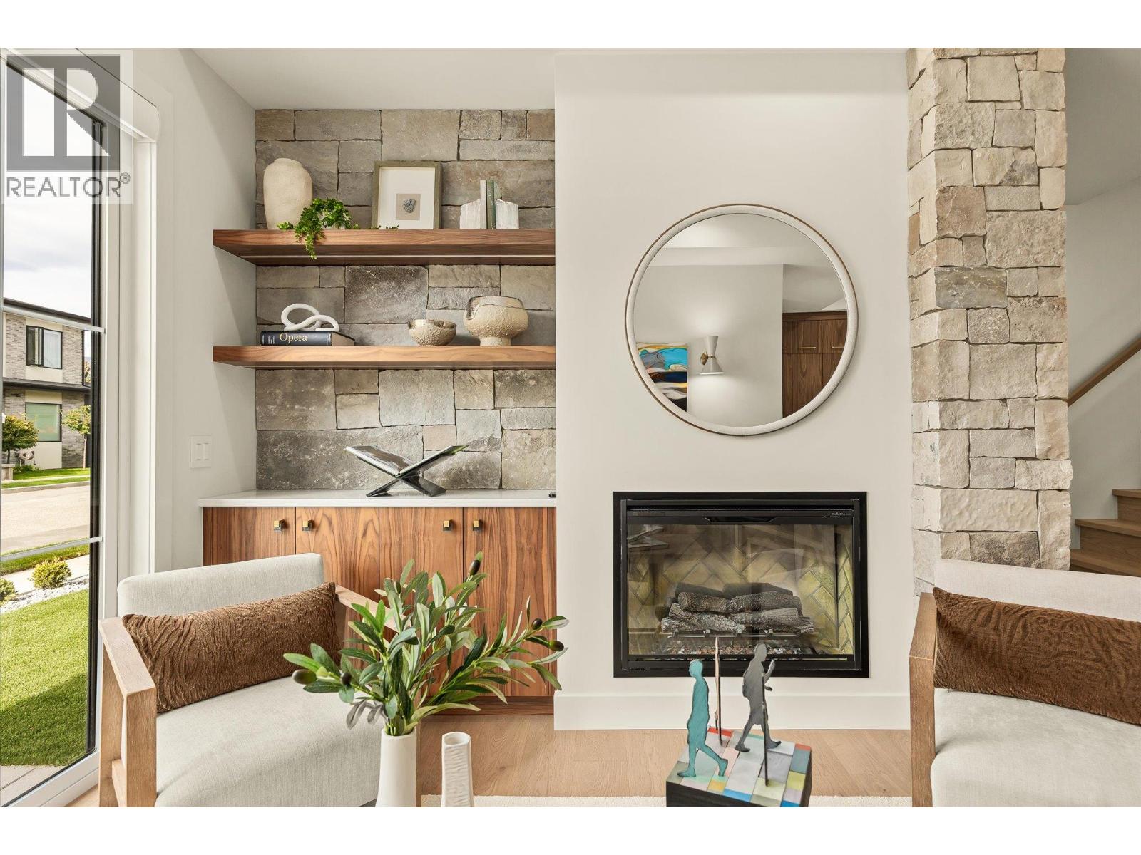 2435 Taylor Crescent Unit# 1