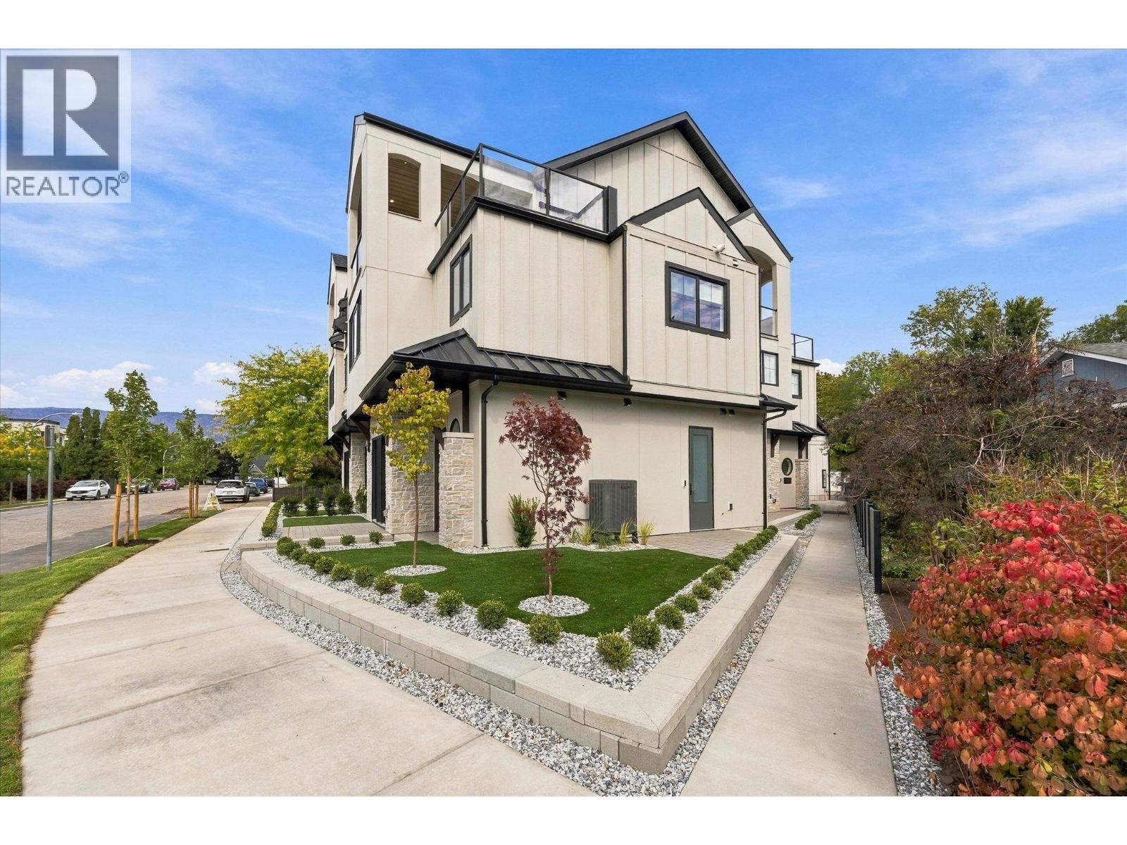 2435 Taylor Crescent Unit# 1