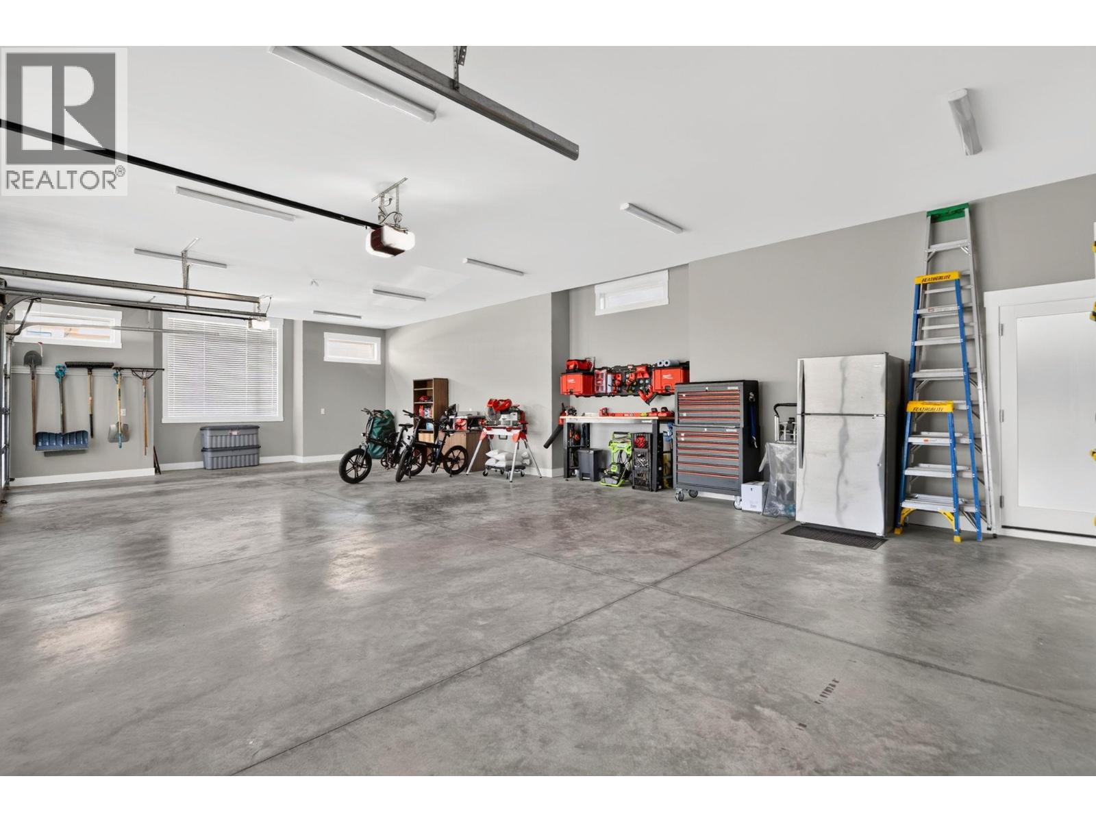 1547 Cabernet Way