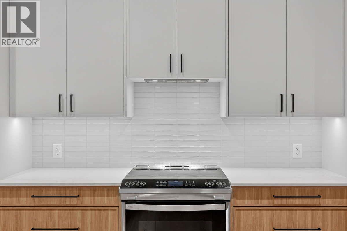 1720 Hidden Hills Drive Unit# 30