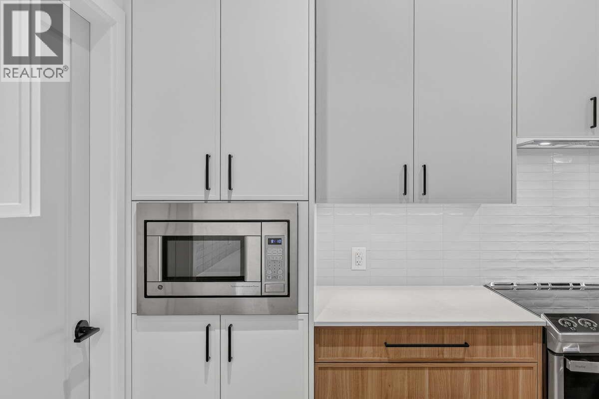 1720 Hidden Hills Drive Unit# 30