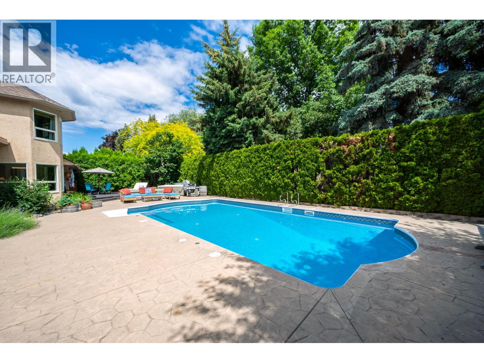492 Carona Crescent