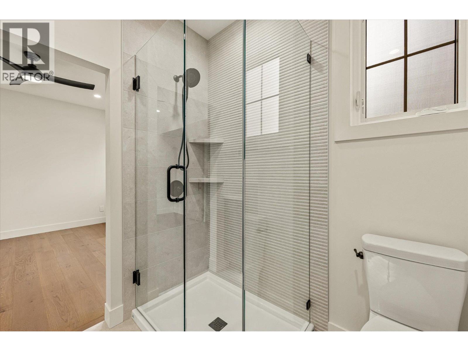 2435 Taylor Crescent Unit# 4