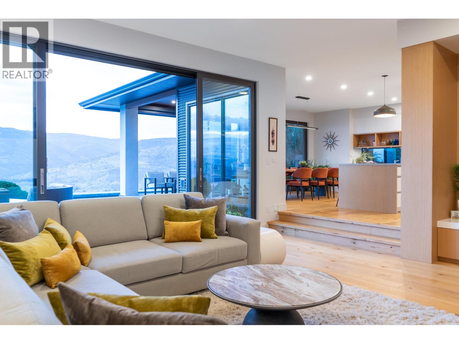 1543 Rocky Point Drive