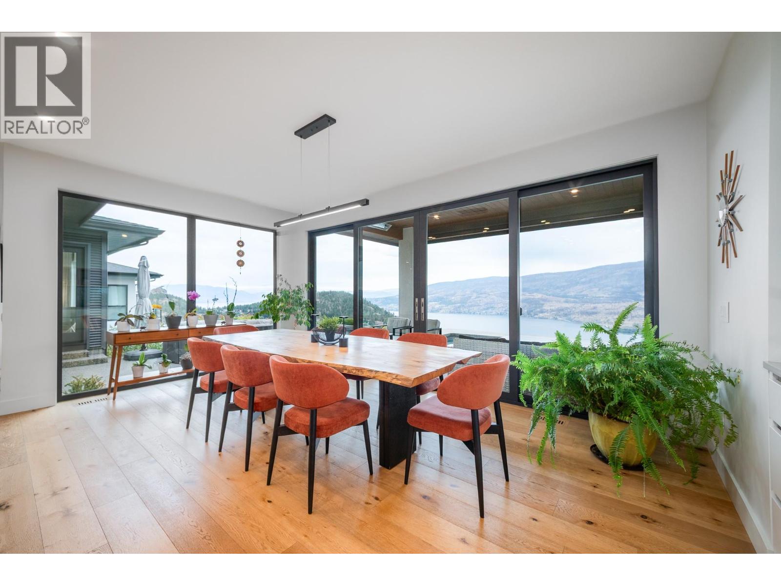 1543 Rocky Point Drive