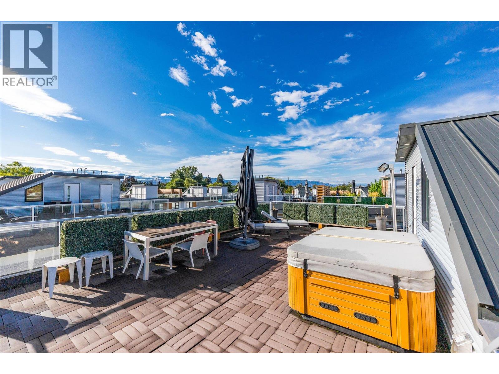 1515 Highland Drive N Unit# 37