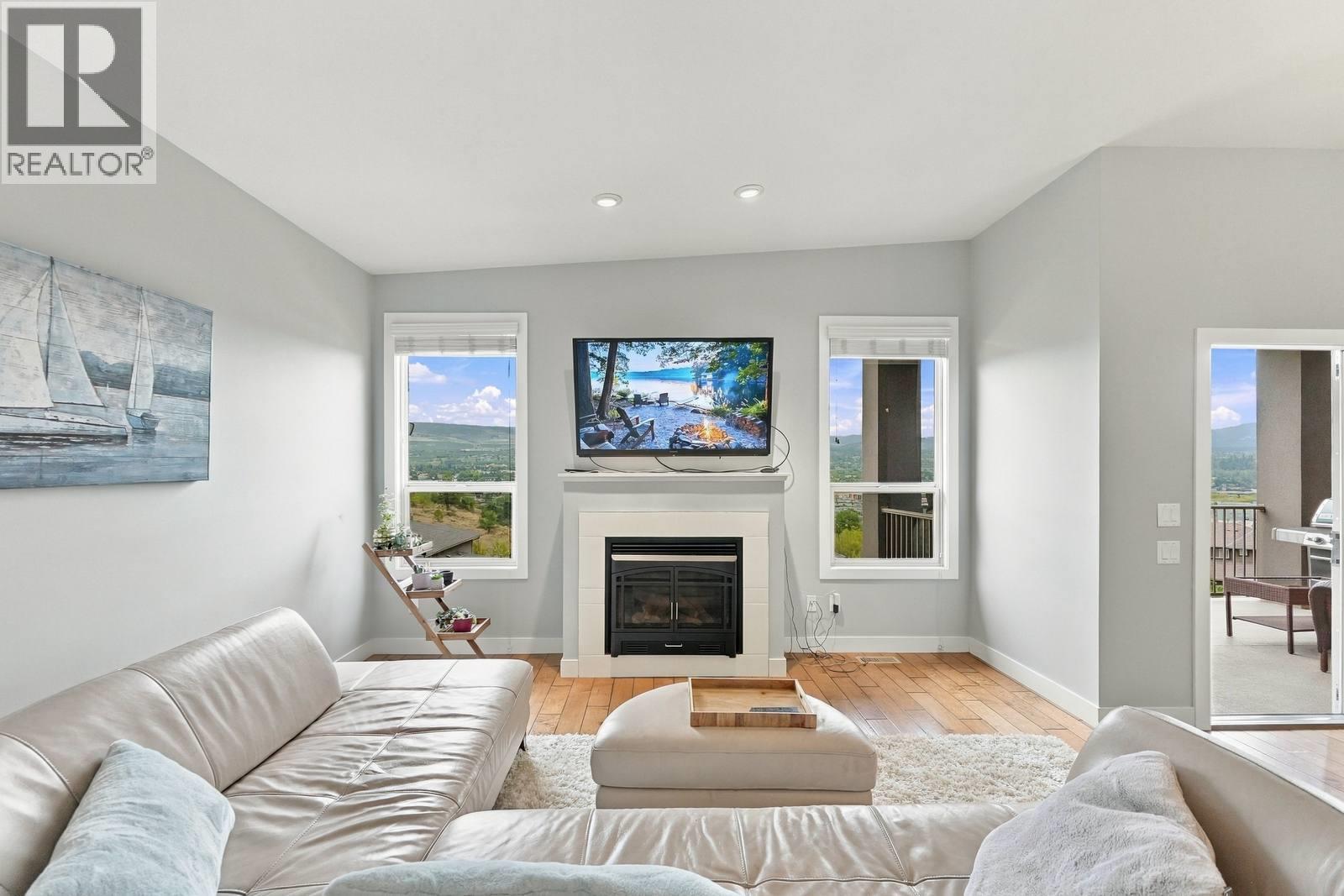 2421 Glacier Court Unit# 6