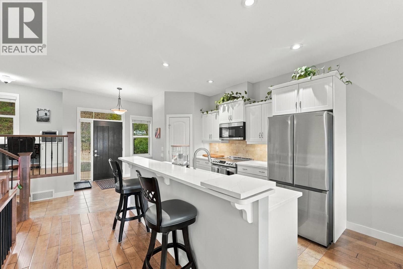 2421 Glacier Court Unit# 6