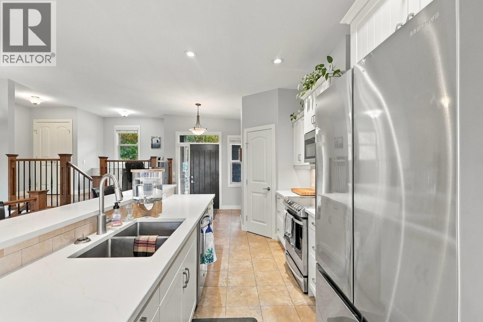 2421 Glacier Court Unit# 6