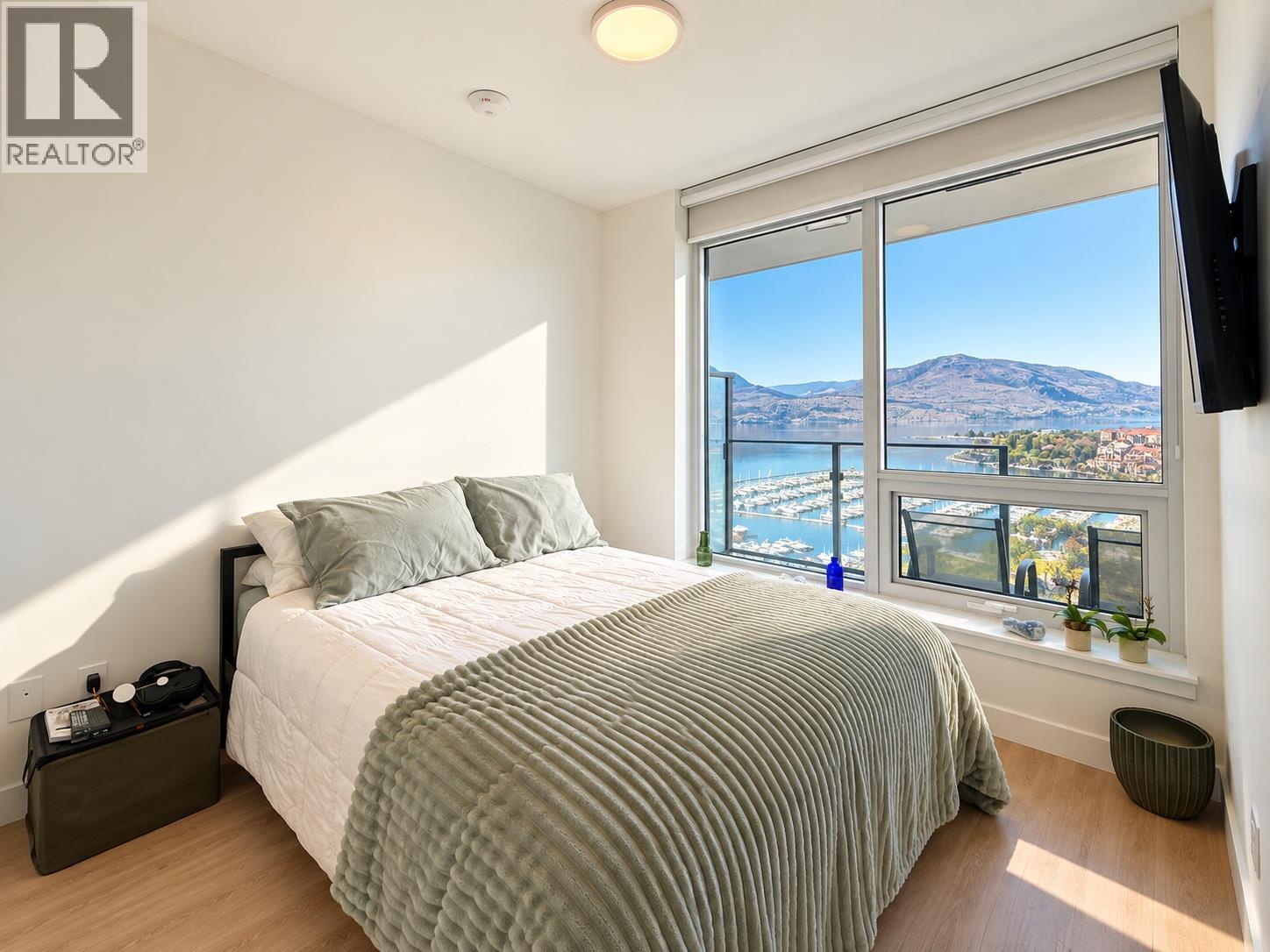 238 Leon Avenue Unit# 1901
