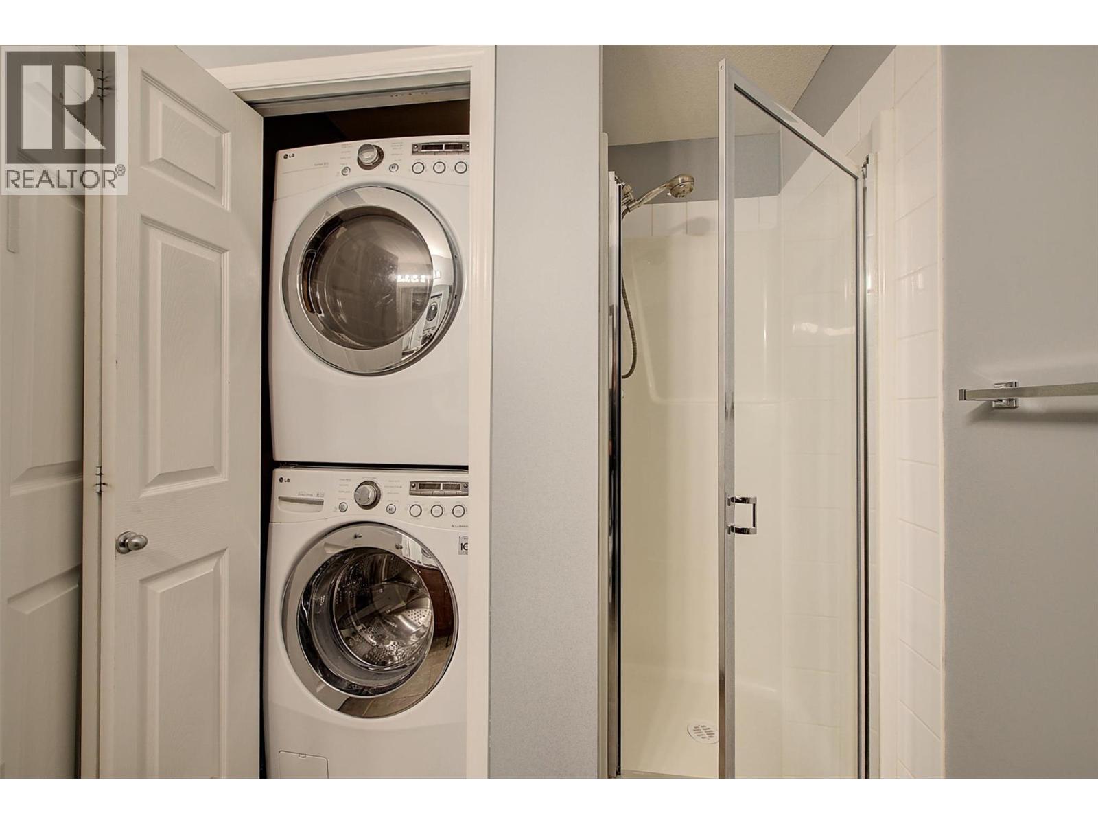 1875 Country Club Drive Unit# 1417 Lot# 60