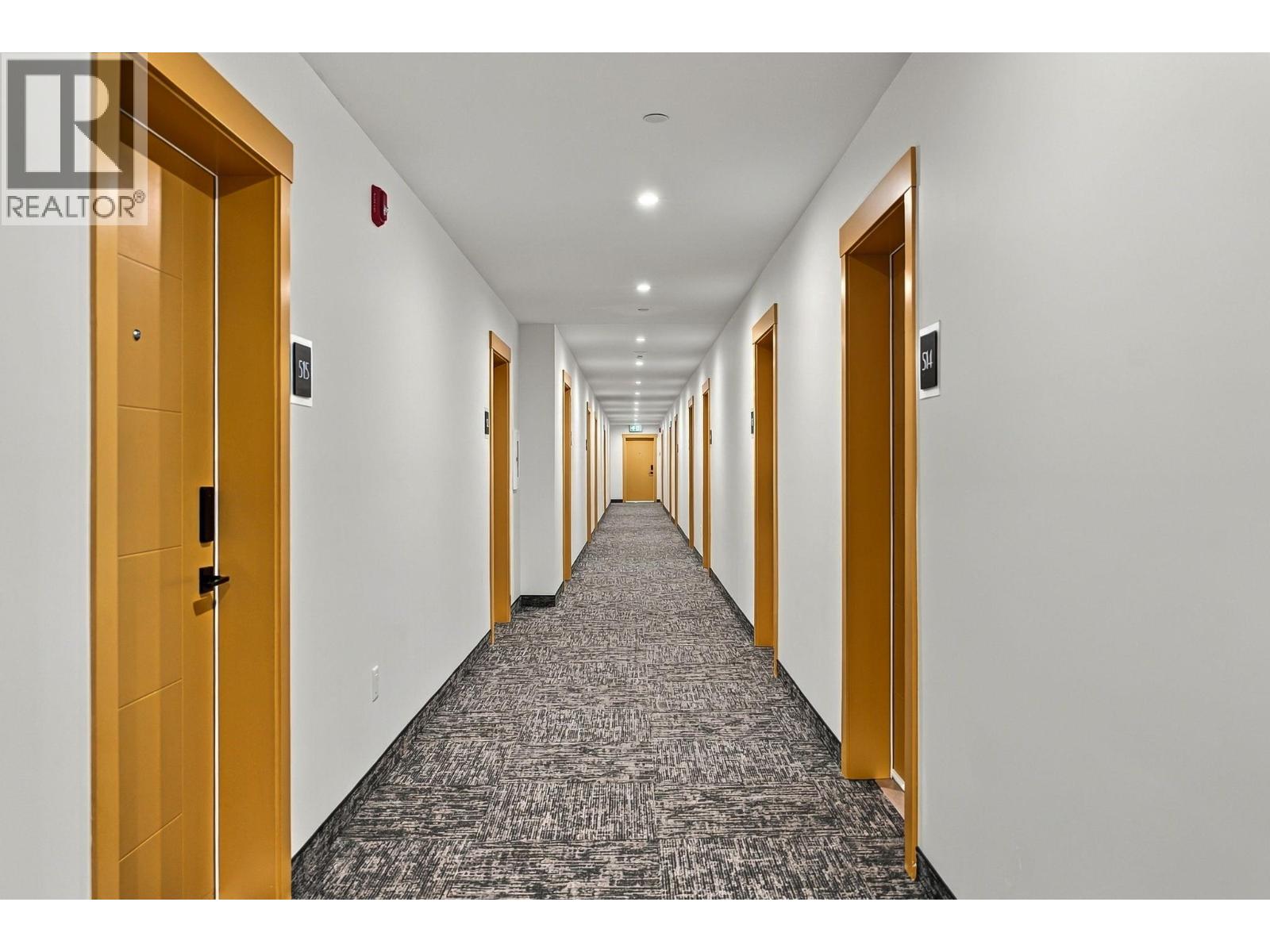 1280 Sutherland Avenue Unit# 515