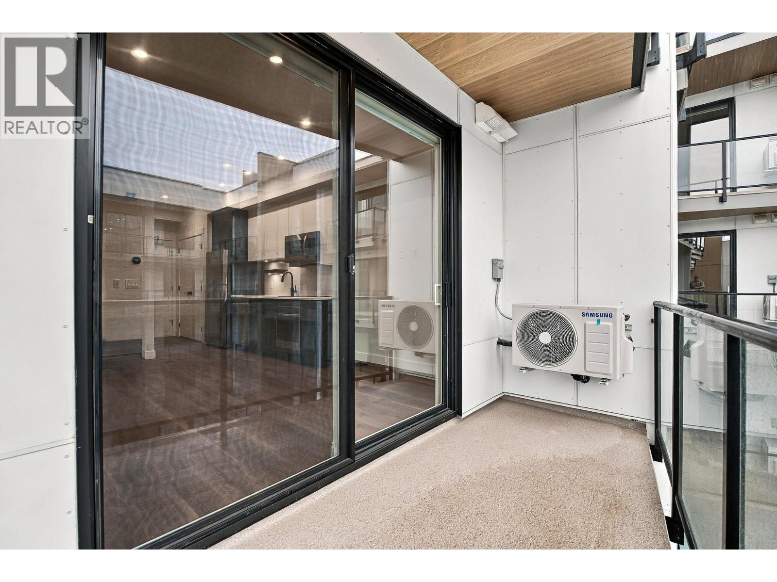 1280 Sutherland Avenue Unit# 515