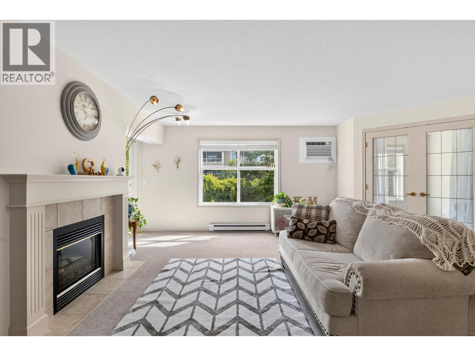 555 Houghton Road Unit# 219