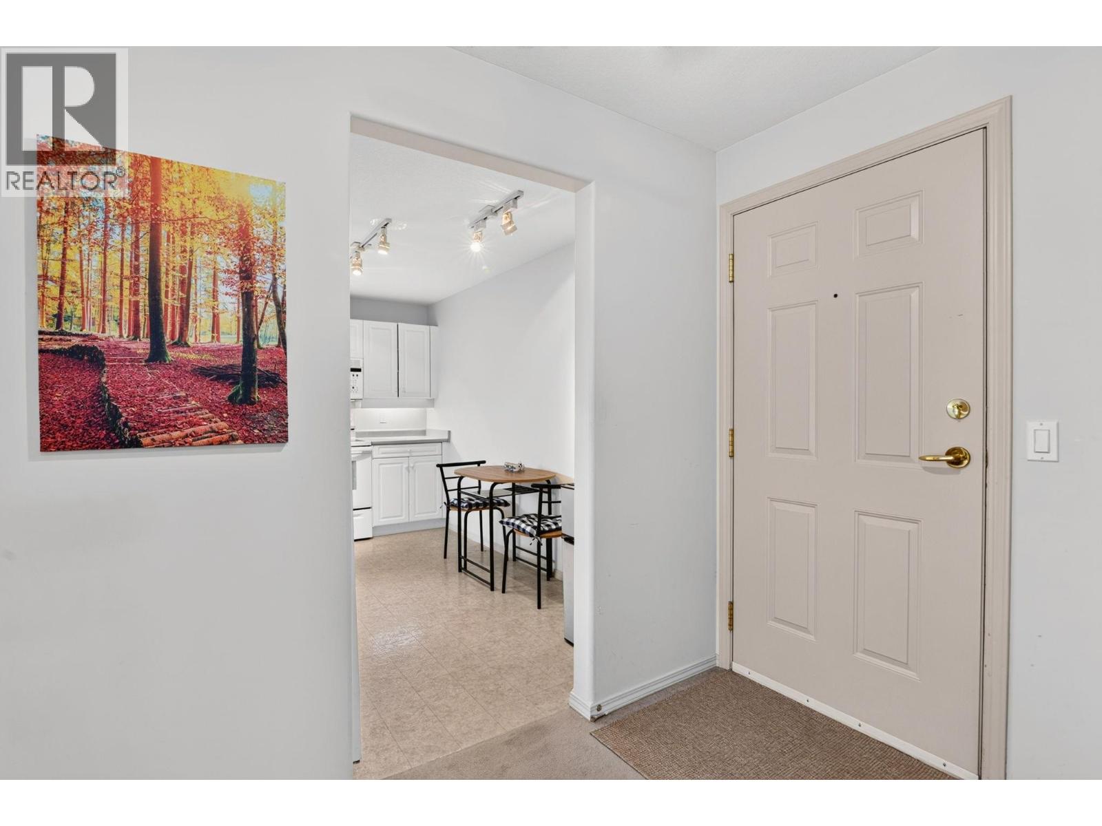 555 Houghton Road Unit# 219