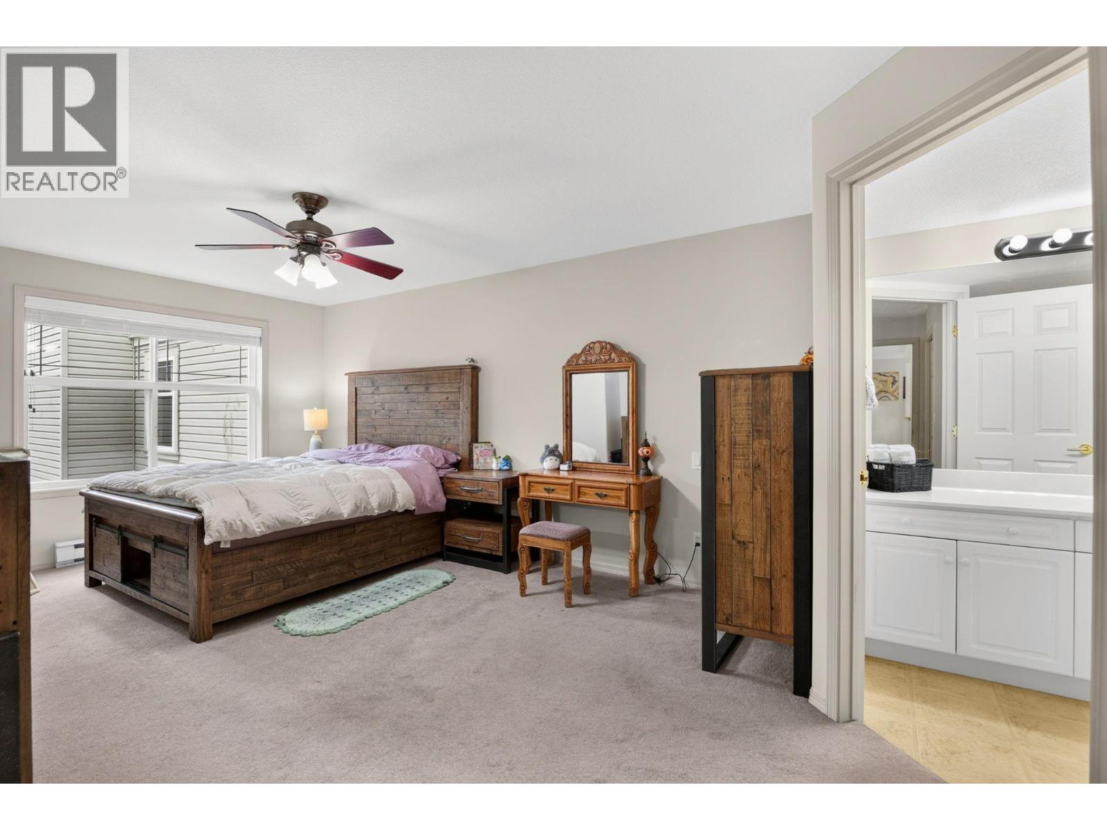 555 Houghton Road Unit# 219