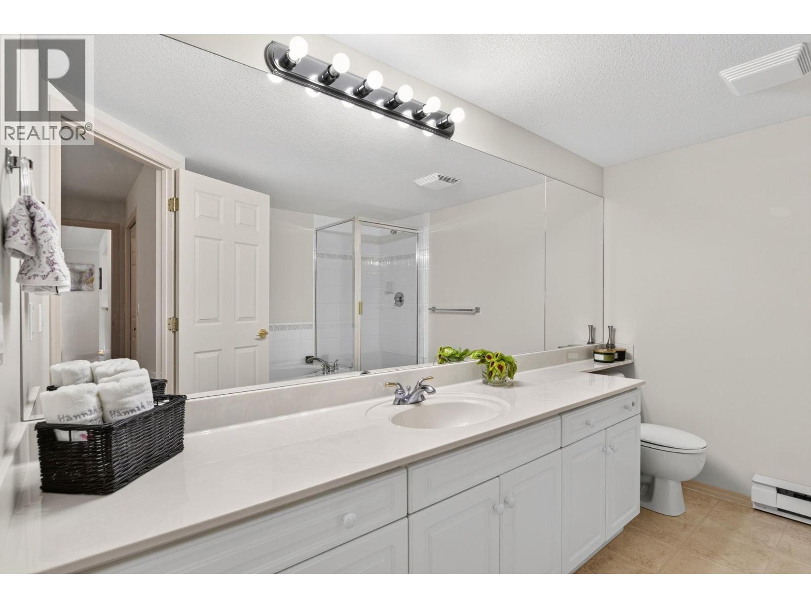 555 Houghton Road Unit# 219