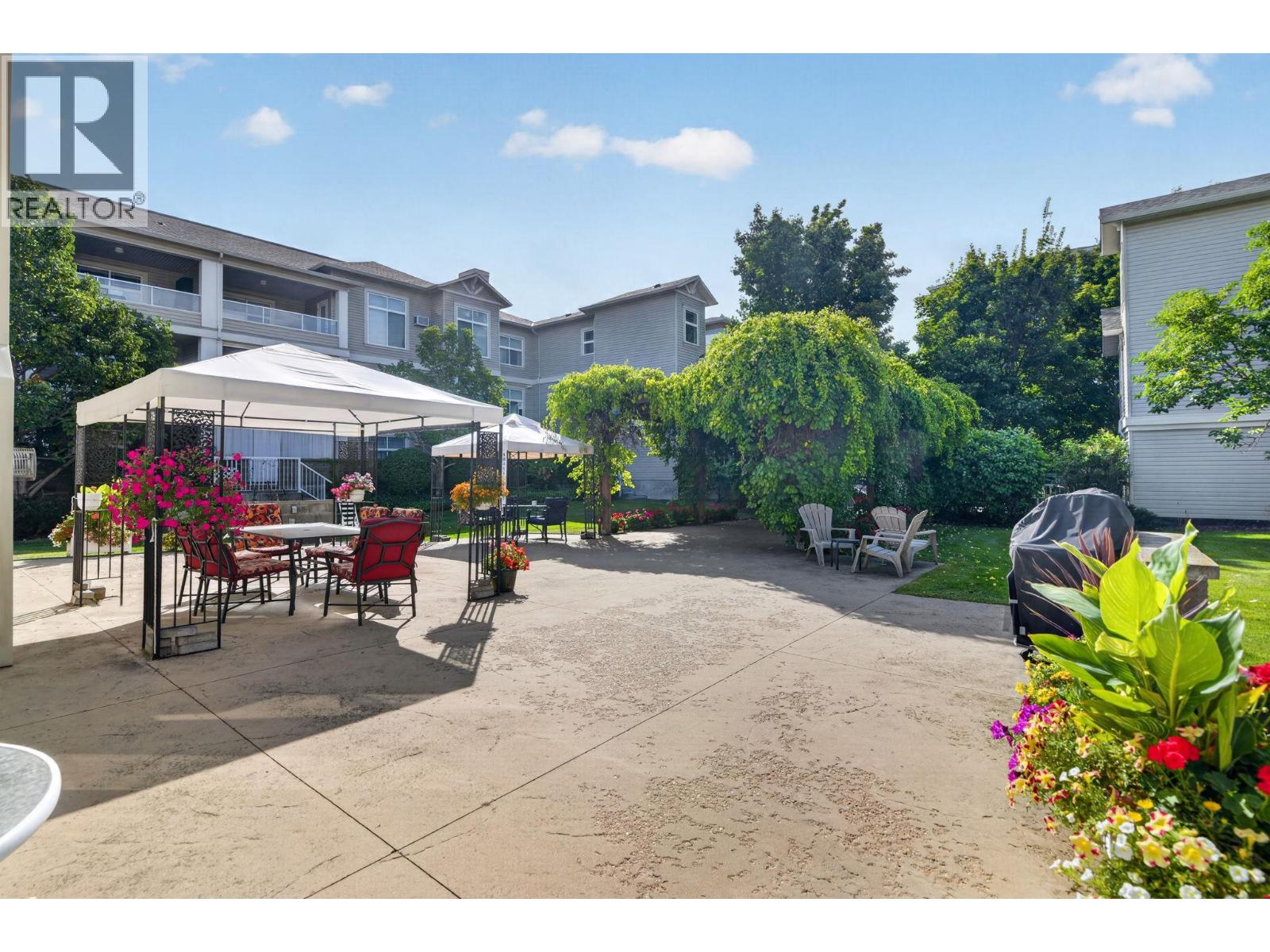 555 Houghton Road Unit# 219