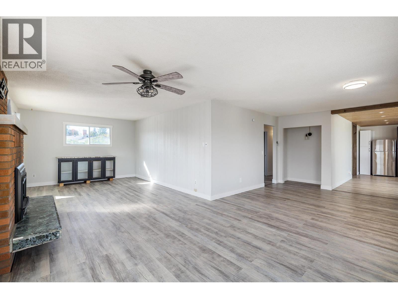 2575 Robinson Road