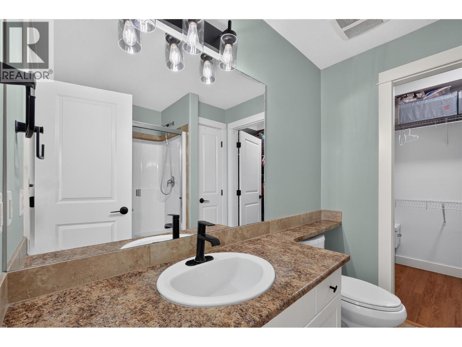 2551 Shoreline Drive Unit# 208