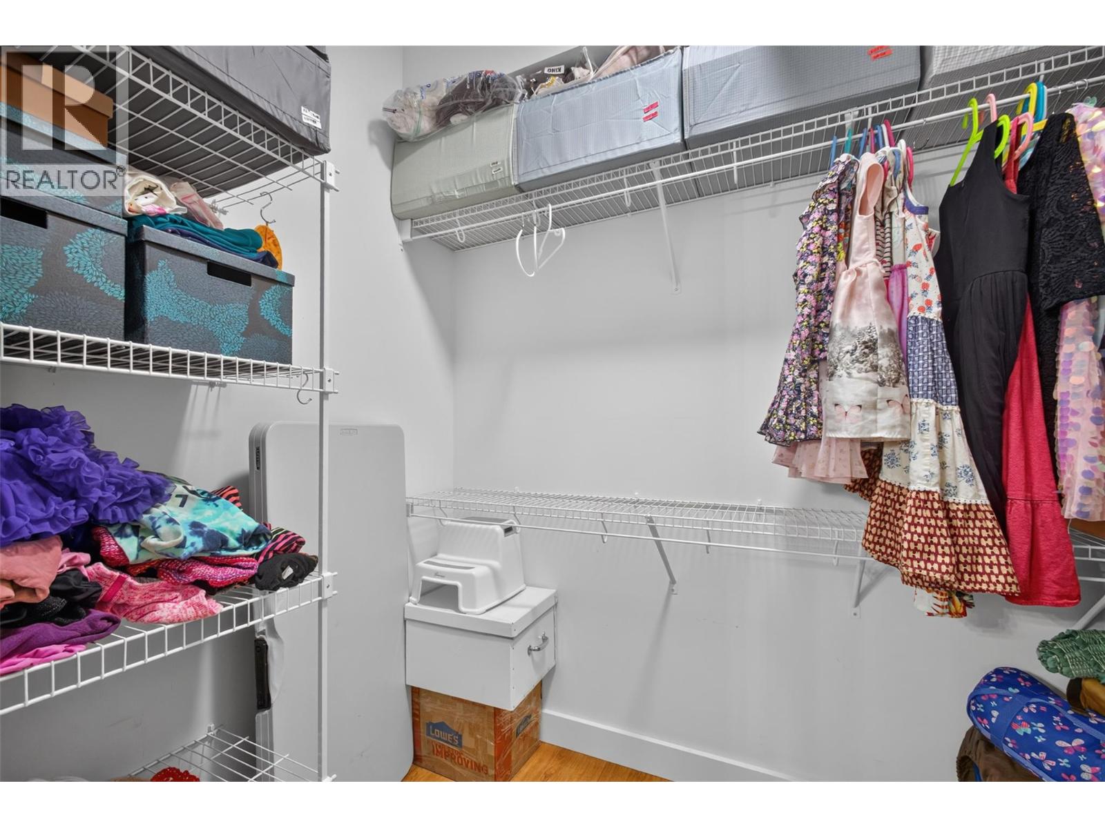 2551 Shoreline Drive Unit# 208