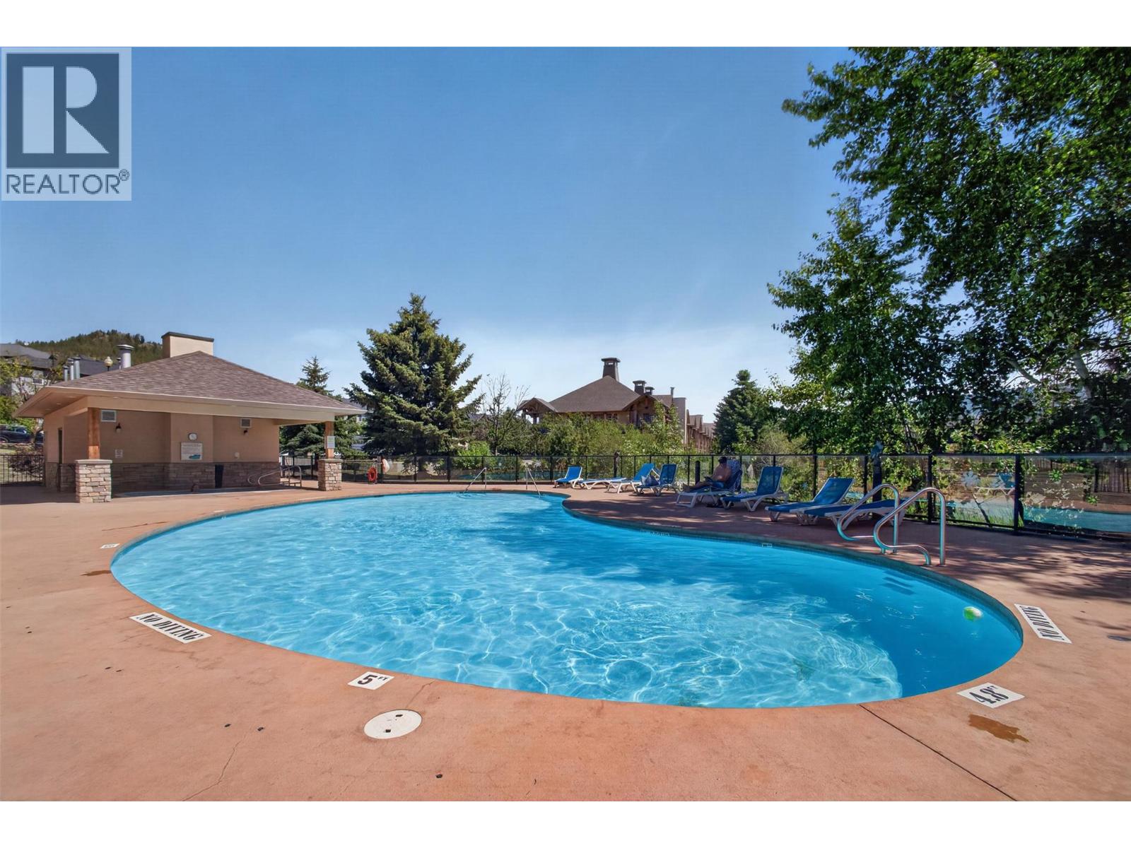 2551 Shoreline Drive Unit# 208