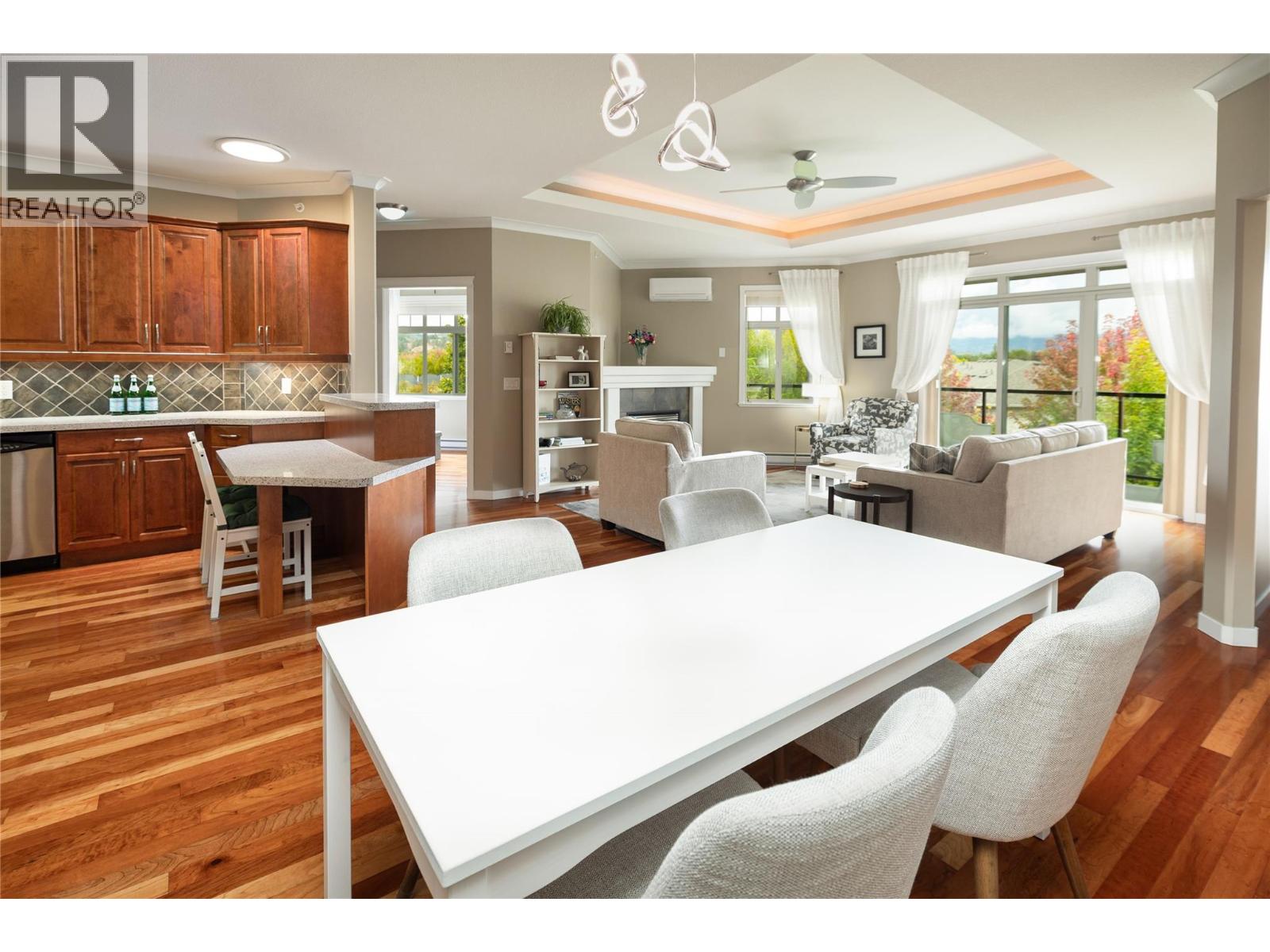 307 Whitman Road Unit# 406