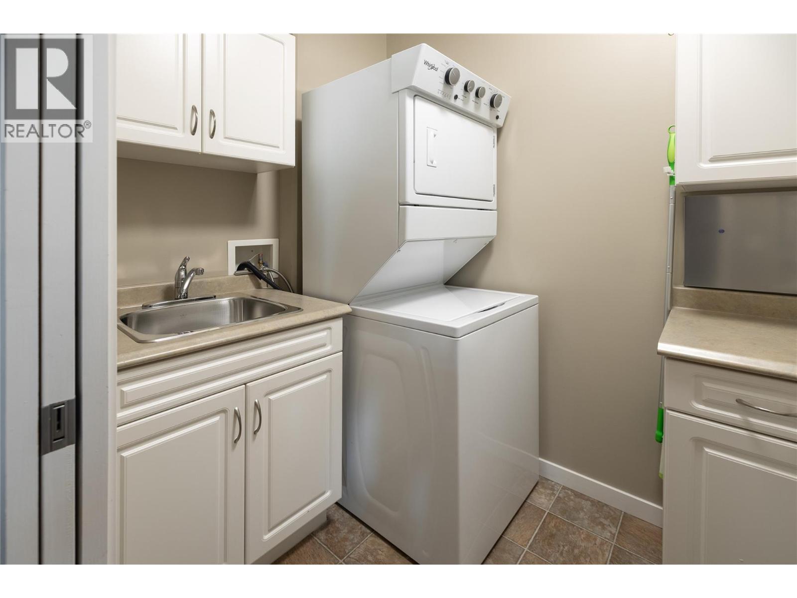307 Whitman Road Unit# 406