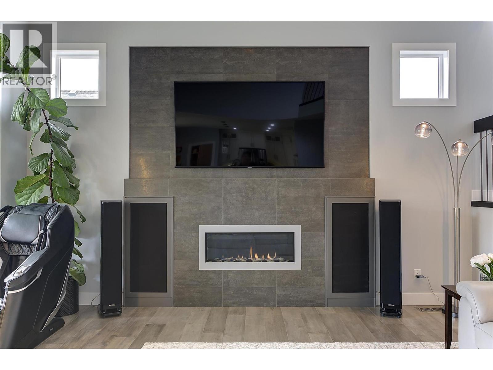 155 Skyland Drive