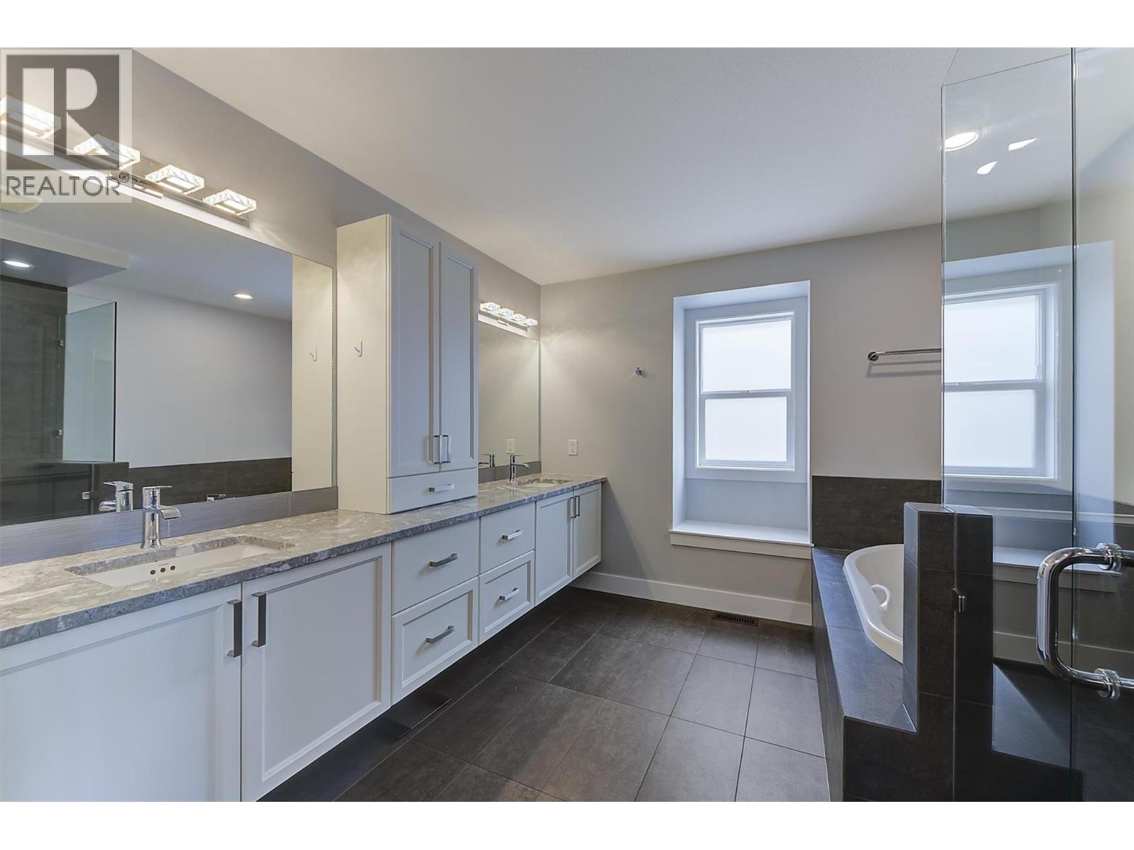 155 Skyland Drive