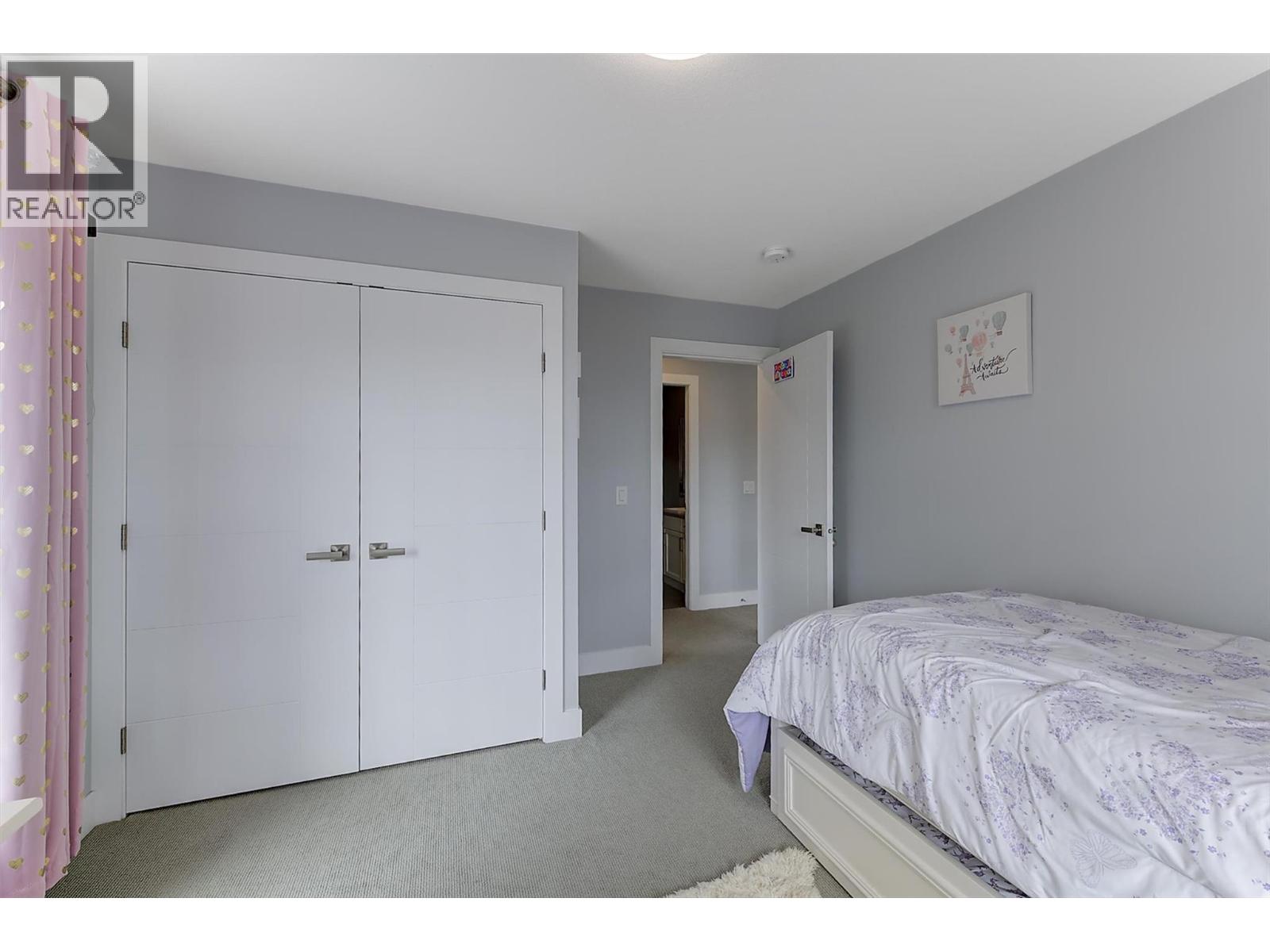 155 Skyland Drive