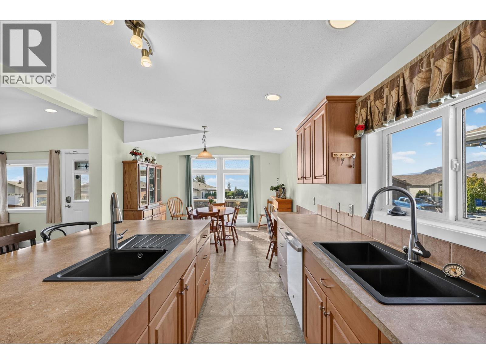 2440 Old Okanagan Highway Unit# 1311