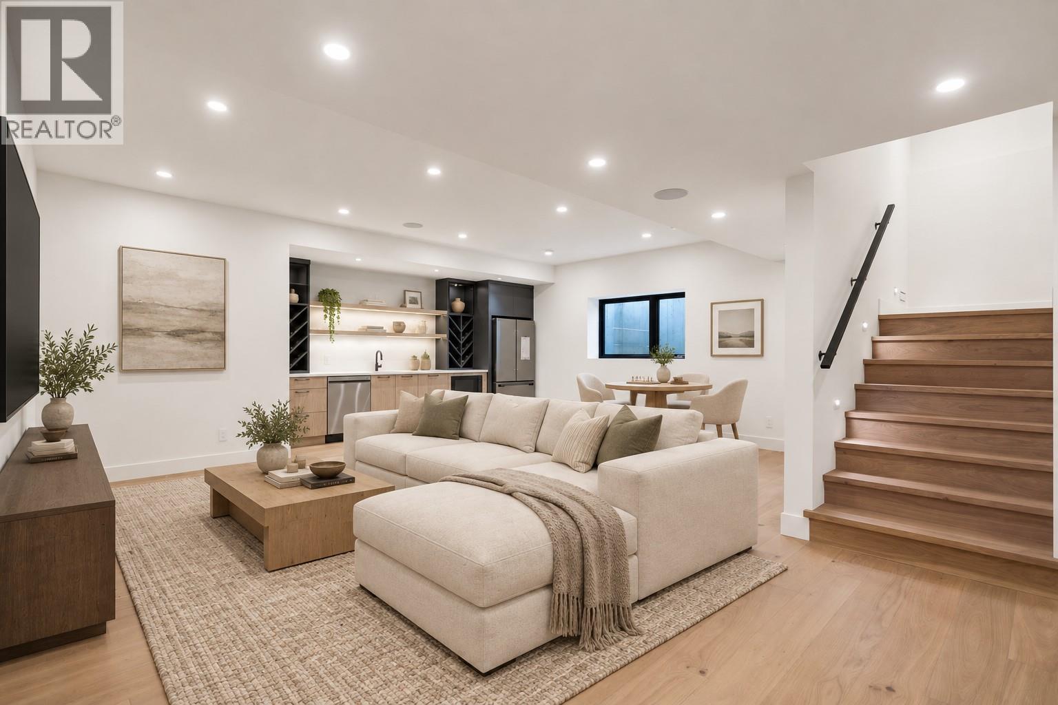 5533 Foothill Court