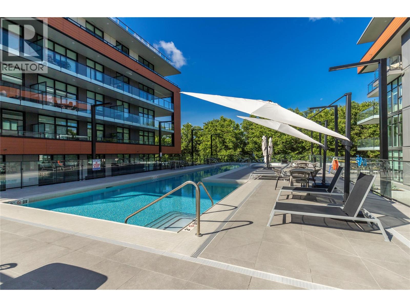3389 Lakeshore Road Unit# 315