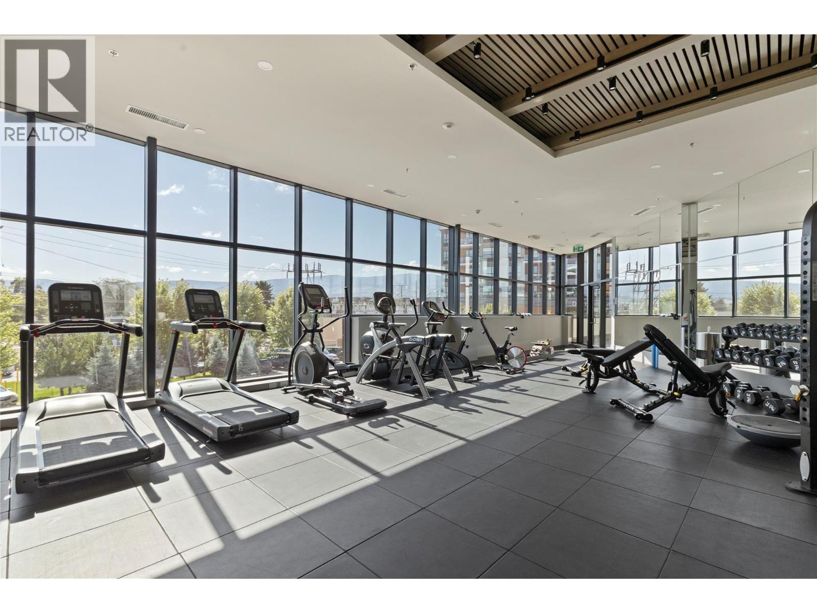 3389 Lakeshore Road Unit# 315