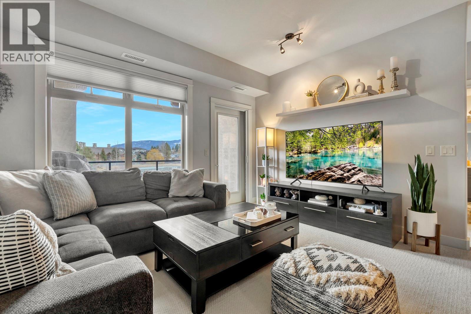 2551 Shoreline Drive Unit# 214
