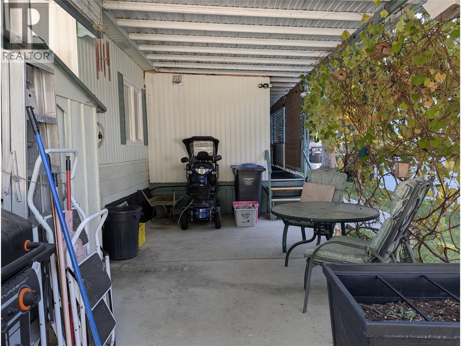 3535 Casorso Road Unit# 36