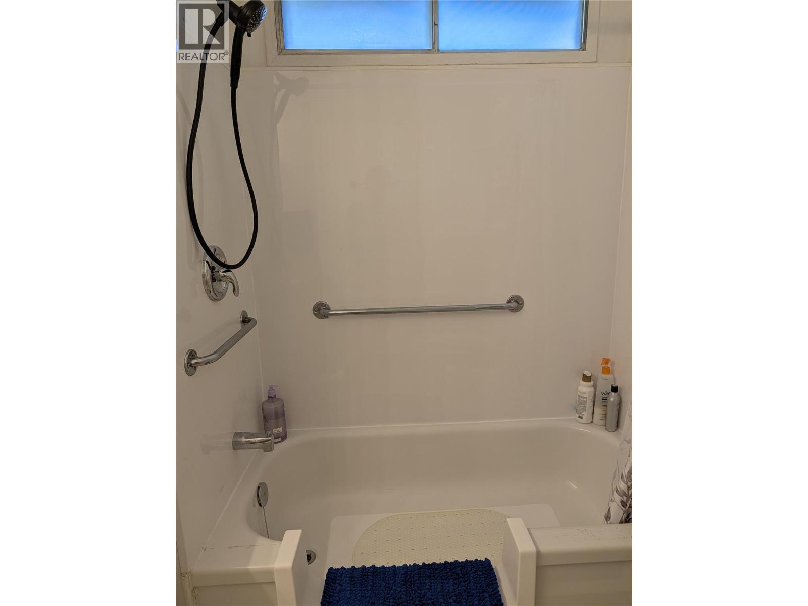3535 Casorso Road Unit# 36